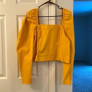 Levi’s long sleeve top